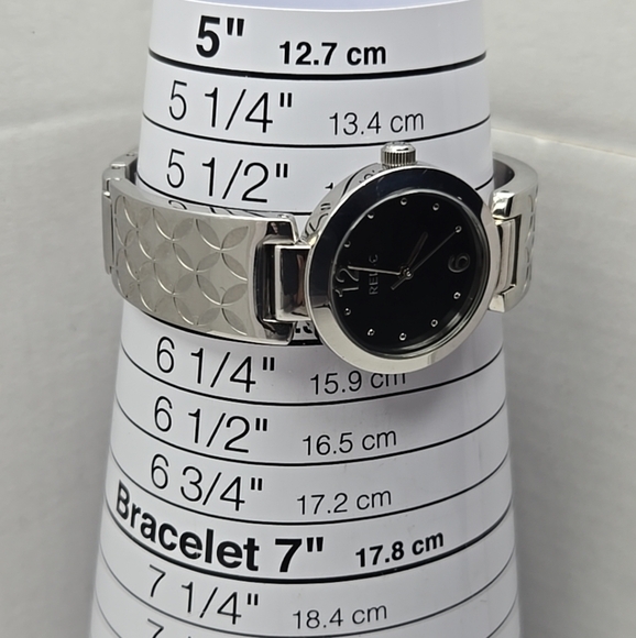 Womens Relic Watch ZR34096 Black Dial Silver Tone Geometric Band New Battery - Picture 6 of 9